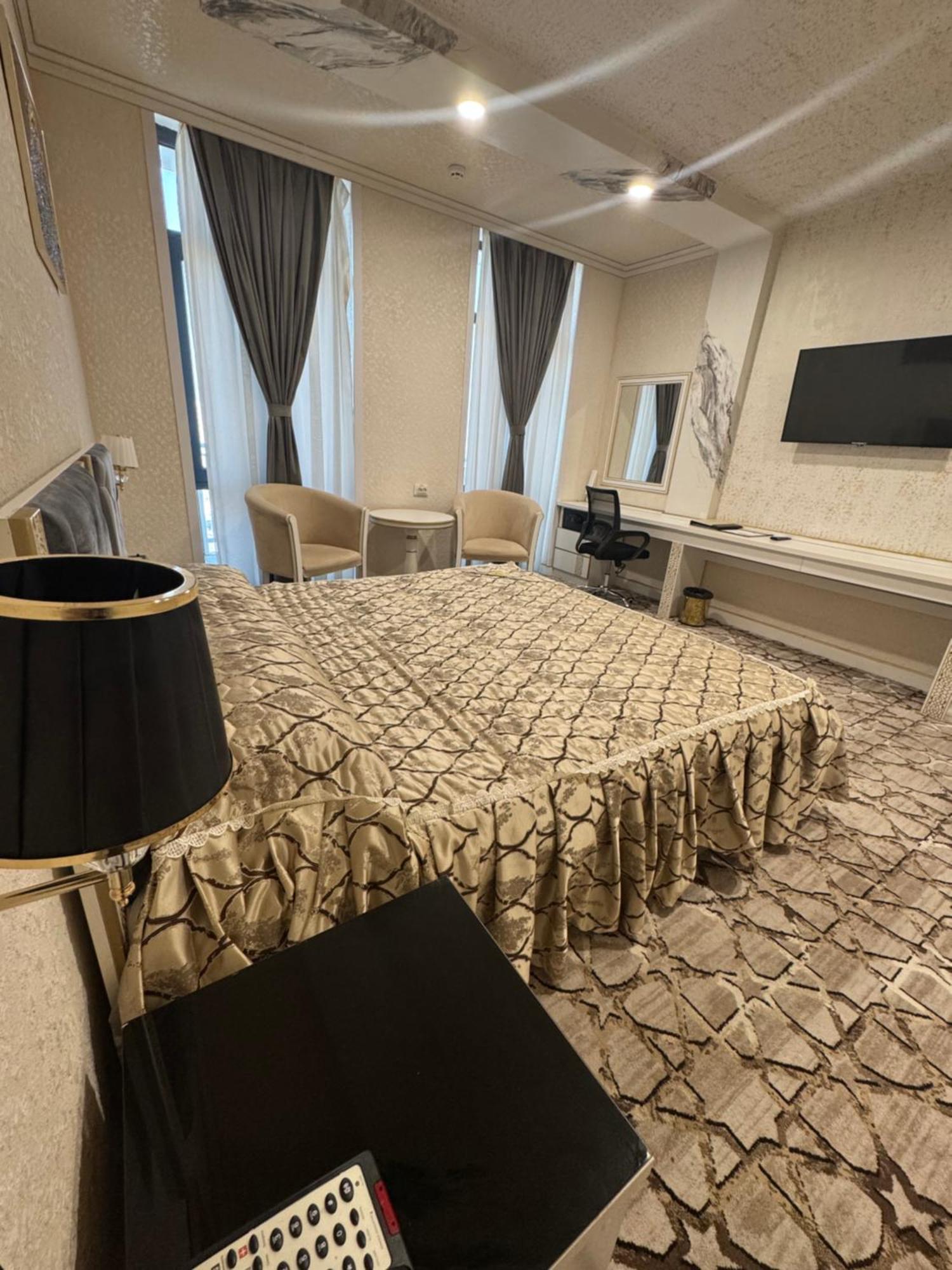 Bukhara City Hotel Turon City Plaza Esterno foto