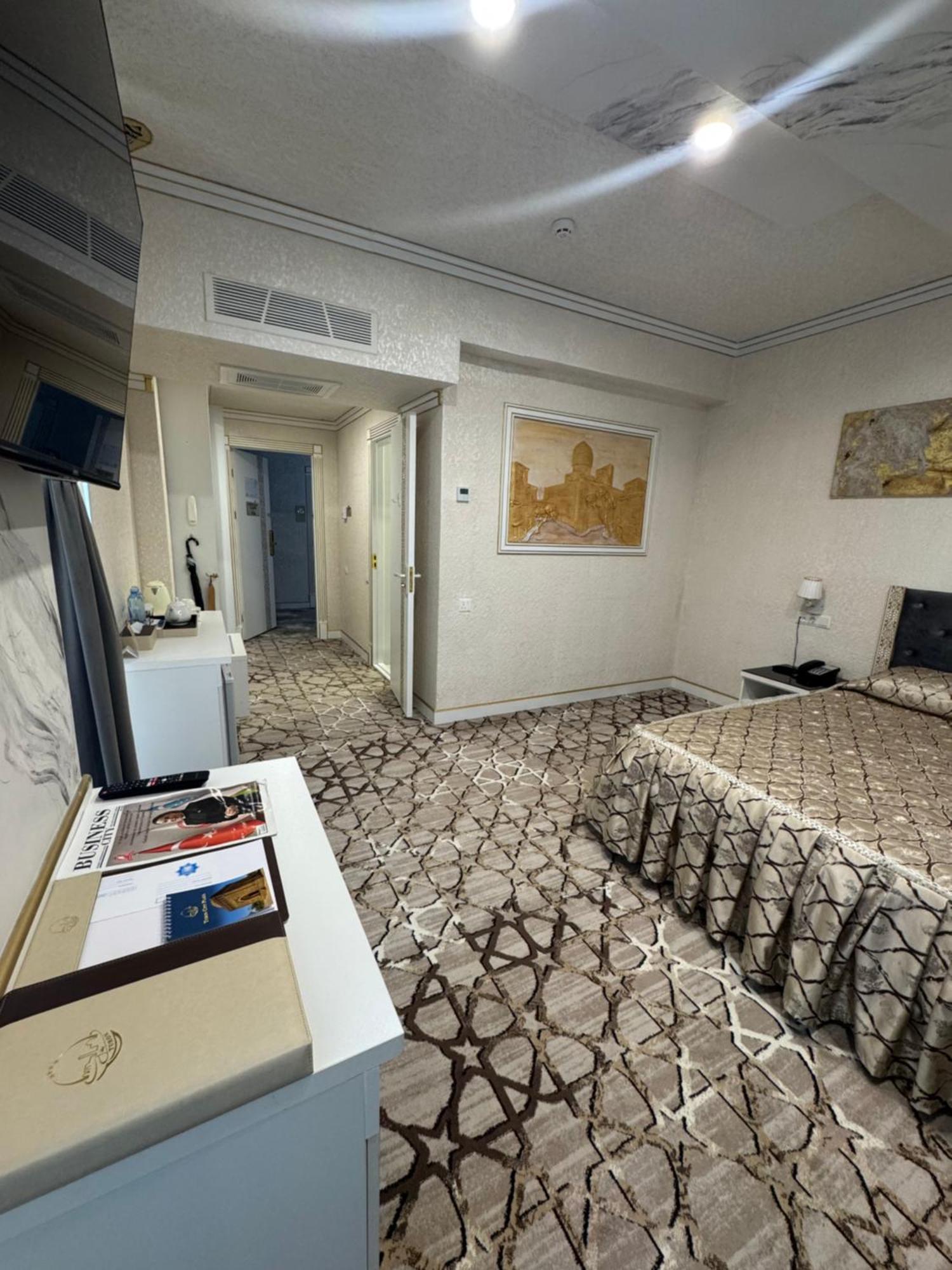 Bukhara City Hotel Turon City Plaza Esterno foto