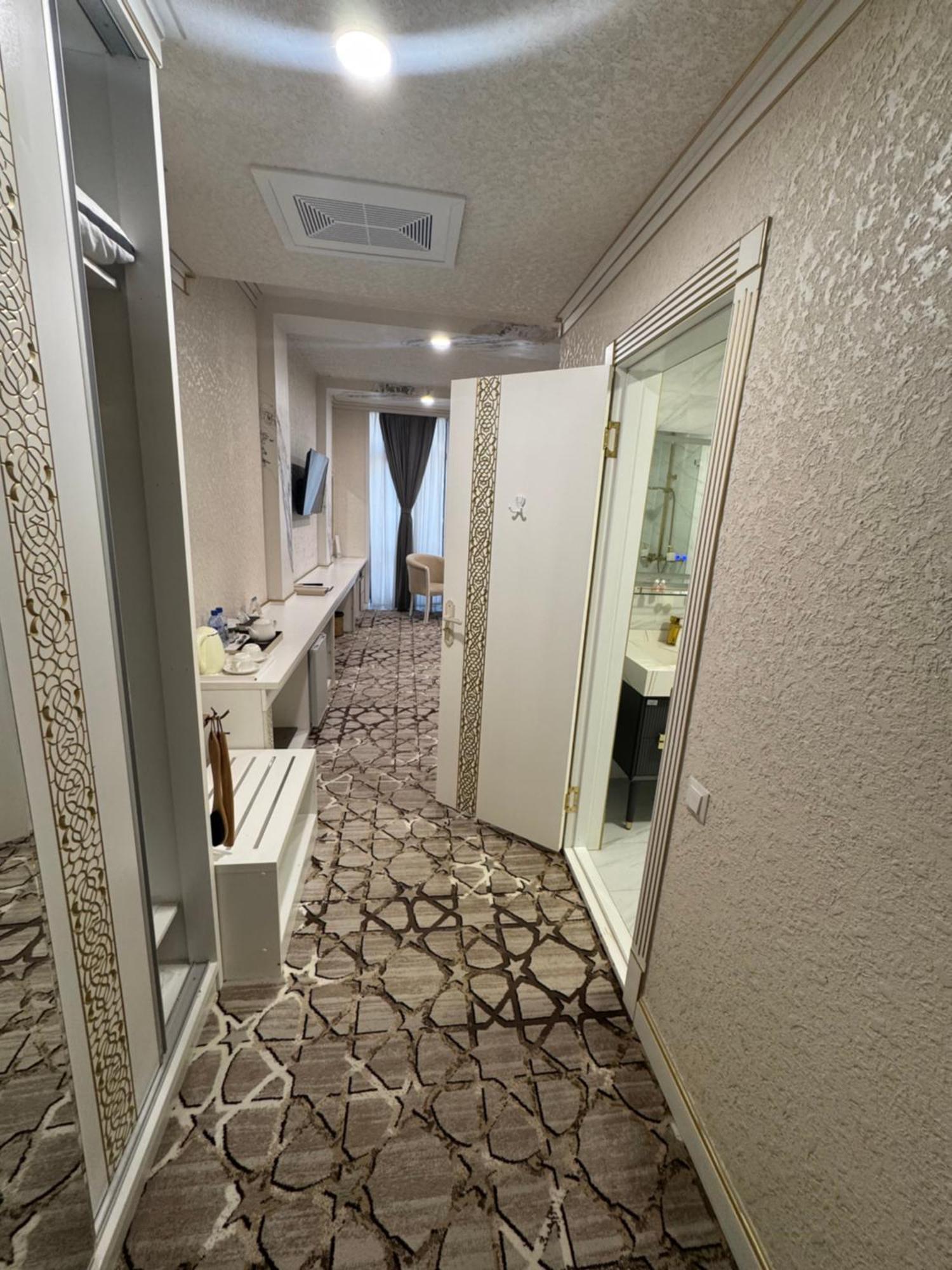 Bukhara City Hotel Turon City Plaza Esterno foto