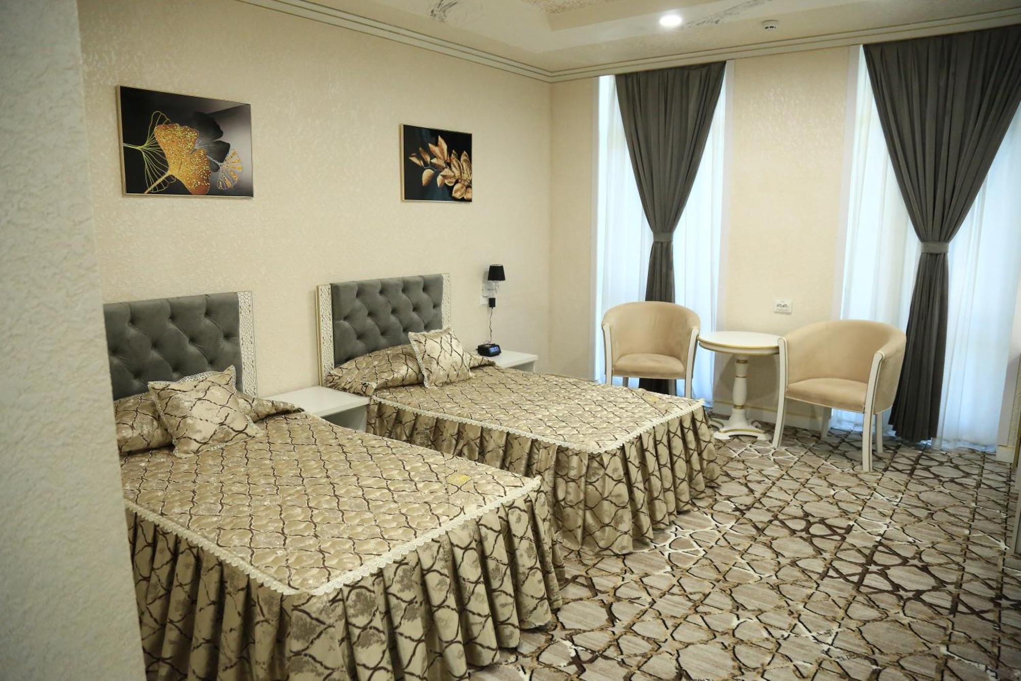 Bukhara City Hotel Turon City Plaza Esterno foto