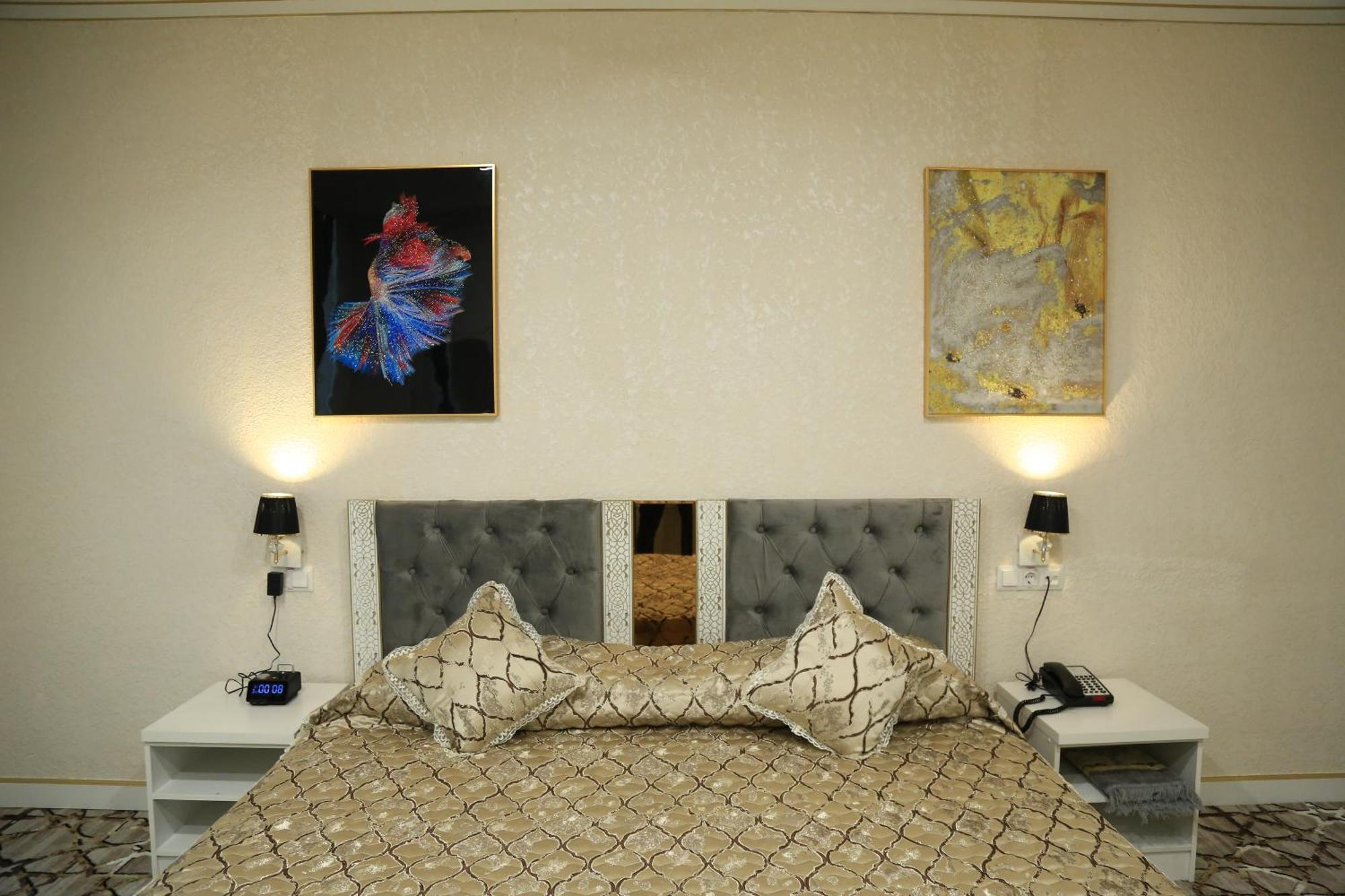 Bukhara City Hotel Turon City Plaza Esterno foto